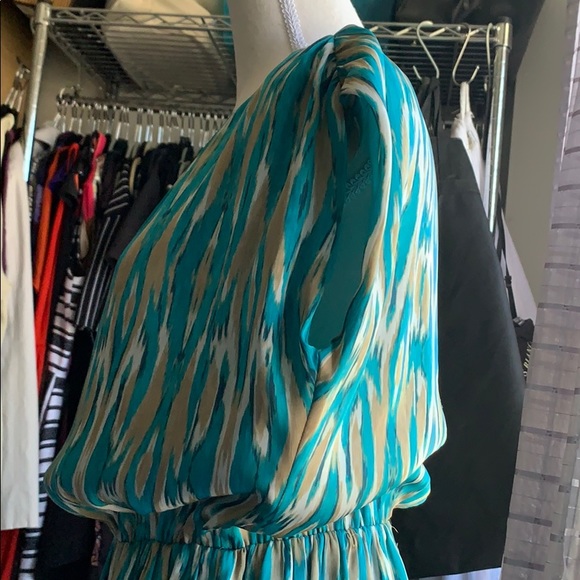 Michael Kors silky dress 👗 with lining 👍 color - Picture 6 of 7